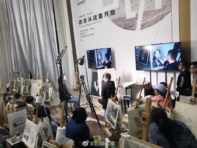 刘斌素描技法用的绘画材料,刘斌素描用的什么笔