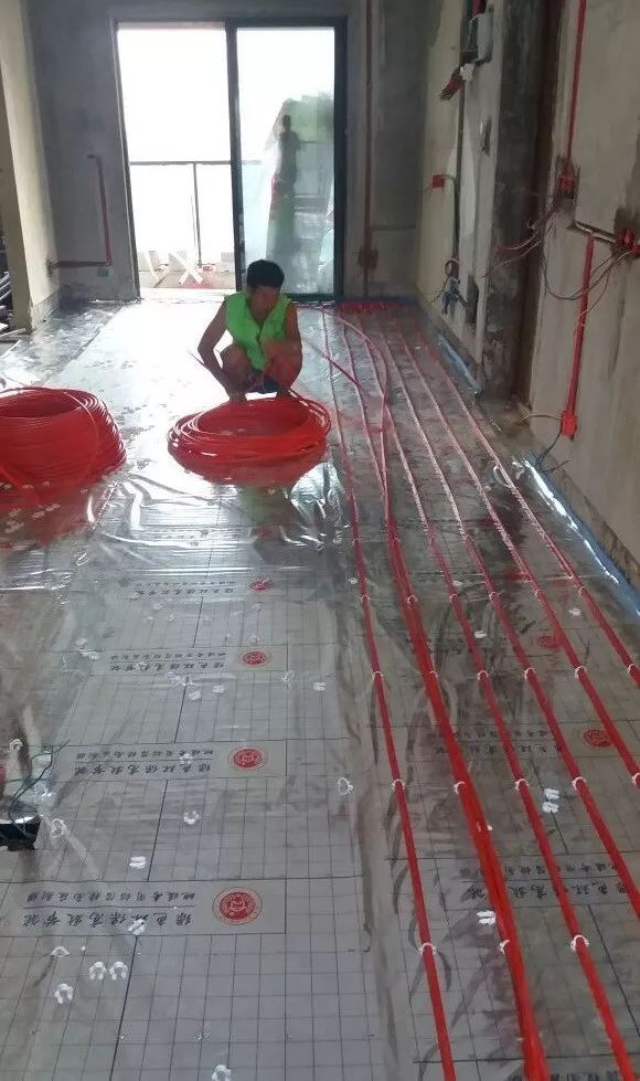 现在家用地暖怎么选择,地暖选购有哪些注意事项