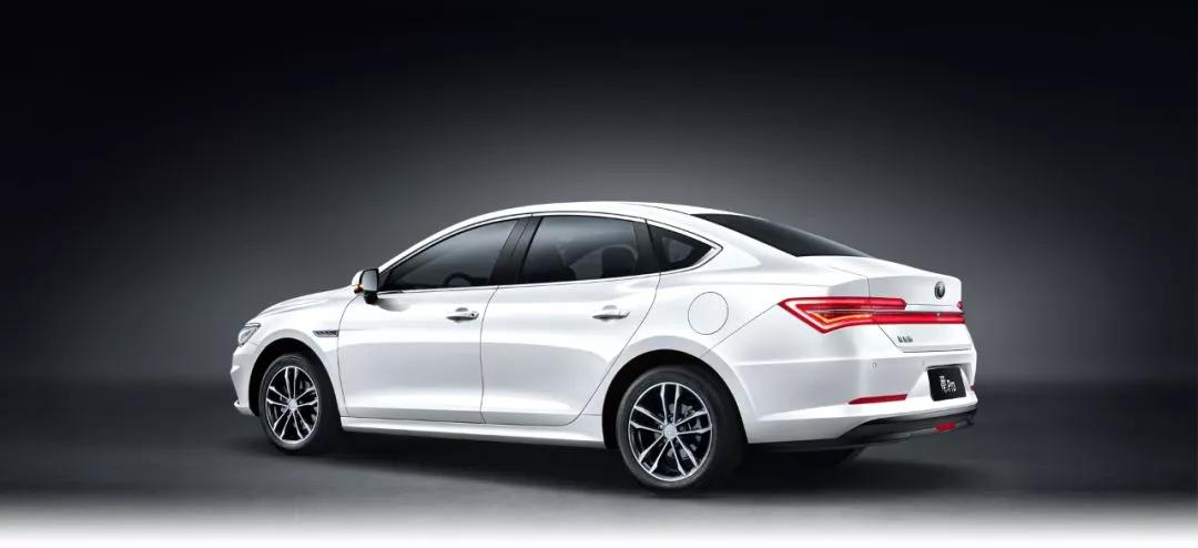 生产商的寿命还没电池的寿命长，怎么终身质保？