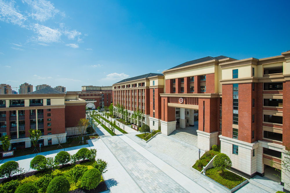 重庆最强的学校,重庆八中全国排名2020