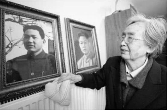 1950年高层贪官建小二楼，惹毛主席震怒，毛主席：拉出去枪毙