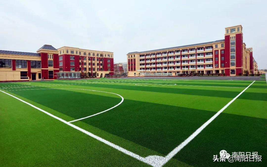 南阳第五完全学校全貌,南阳车站南路完全学校