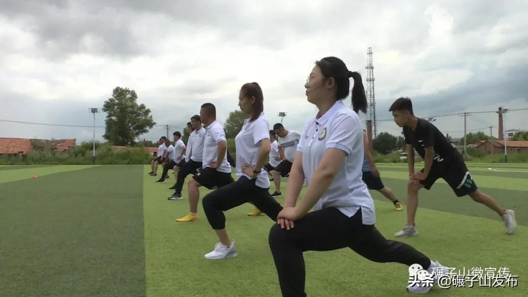 足球国家二级裁判培训,乌鲁木齐足球协会三级裁判员培训