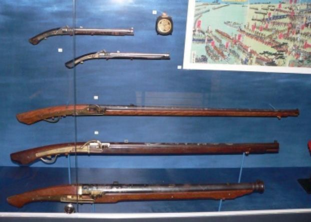 中国人的*药火**只配做鞭炮？胡说！西方19世纪还在用黑*药火**排队枪毙