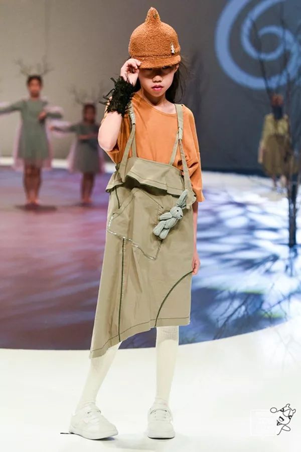 “新秀王”童装联合大秀首秀广东时装周，开启时尚创意产业“培训+”新模式