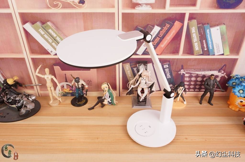 小米lite台灯和华为智选2i,小米充电台灯哪款值得入手