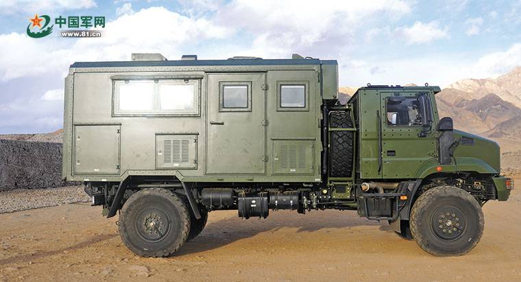 解放军特种部队配发的体能服,新式体能训练鞋配发到边防一线