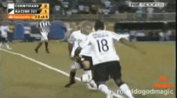 绿茵信仰罗纳尔多第三关花式,冲阵无双