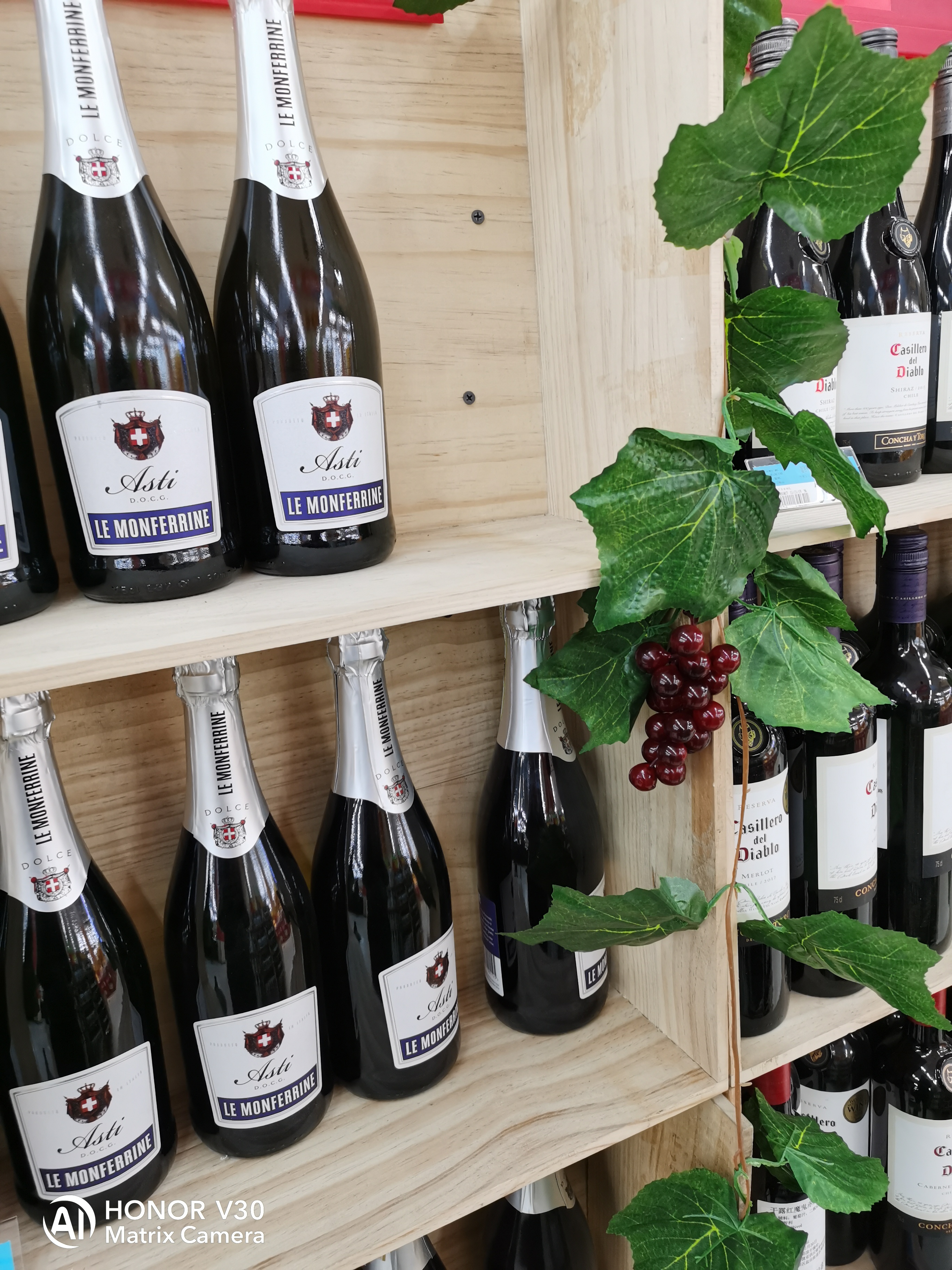 光荣宣布发布1000元以下的5g手机,5g手机芯片市场上演五强争霸