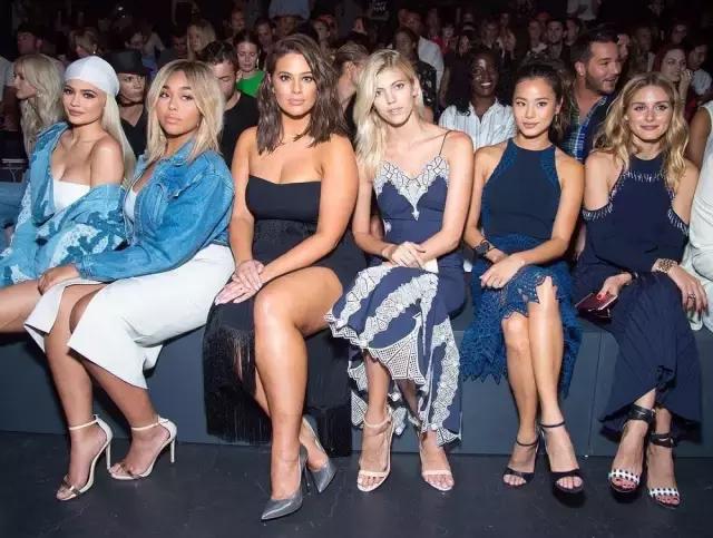 身材高大的160斤的外国超模图文,天使面孔魔鬼身材的超模