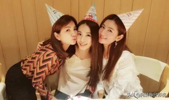 淡黄的长裙蓬松的头发blackpink,淡黄的长裙蓬松的头发rapper翻唱