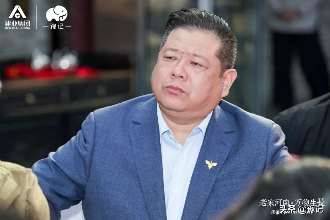 在外河南记者齐聚建业足球小镇，豫记好物正式启动