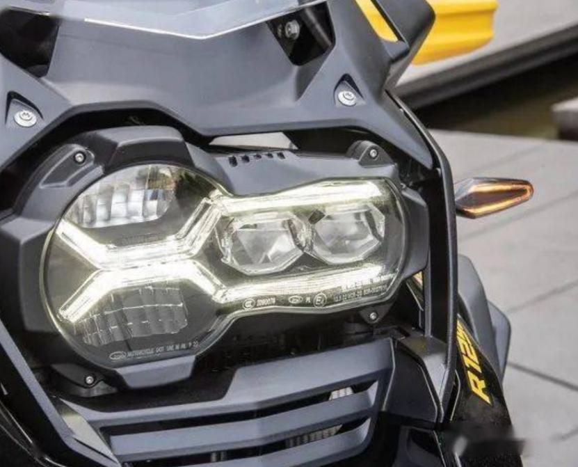 宝马r1250gs哪一年值得购买,宝马r1250gsadv怎么选