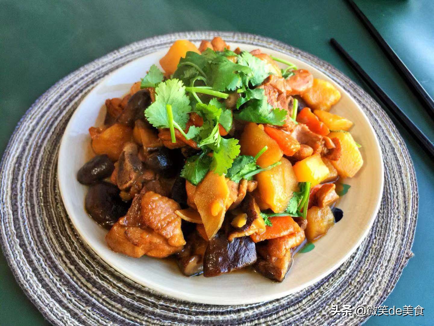 月子餐香菇土豆焖鸡,美食好吃到爆炸的香菇土豆焖鸡