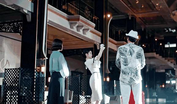 德鲁纳酒店iu紫色礼服片段,iu德鲁纳酒店大结局