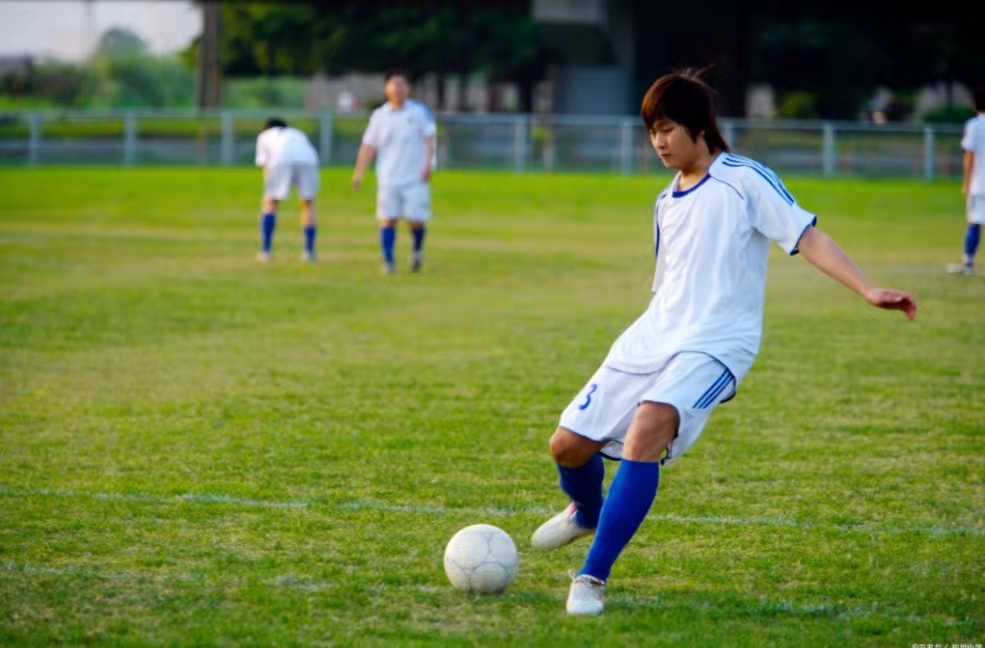 视运动如生命的男孩，你家有同款吗？