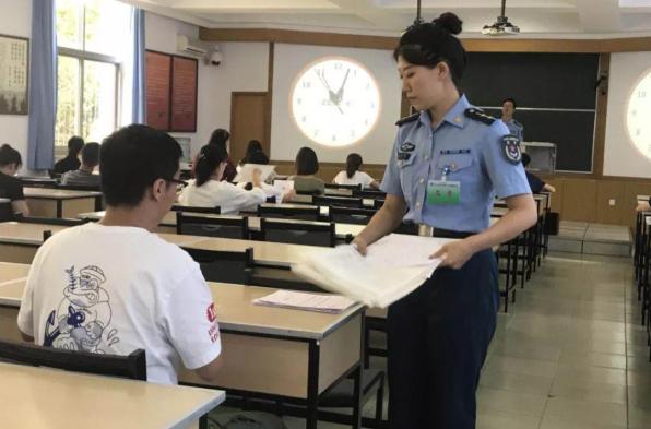 军队文职的技术岗招聘条件低,大专学历可以参加军队文职招聘么