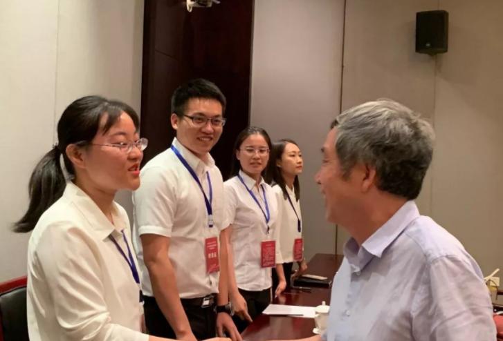 过了30岁之后，才真正知道“选调生”的好处，应届生莫要错失良机