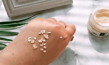 冬天脸干，连皱纹都出来了？日本女博士教你一招，抹几下白白嫩嫩