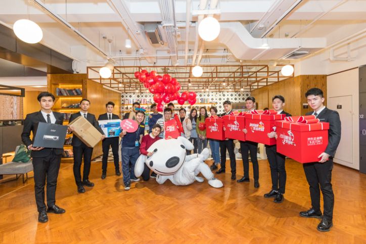 入驻氪空间欧气加持，一整车豪“鲤”花落朝阳门