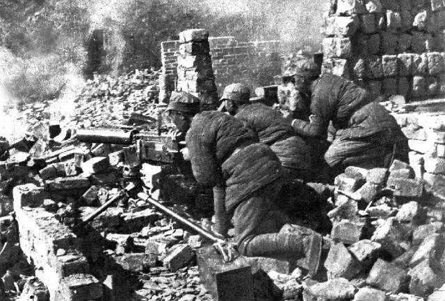 1947年粟裕连战连捷，陈毅却批华野：战术蠢笨落后，只会人海战术