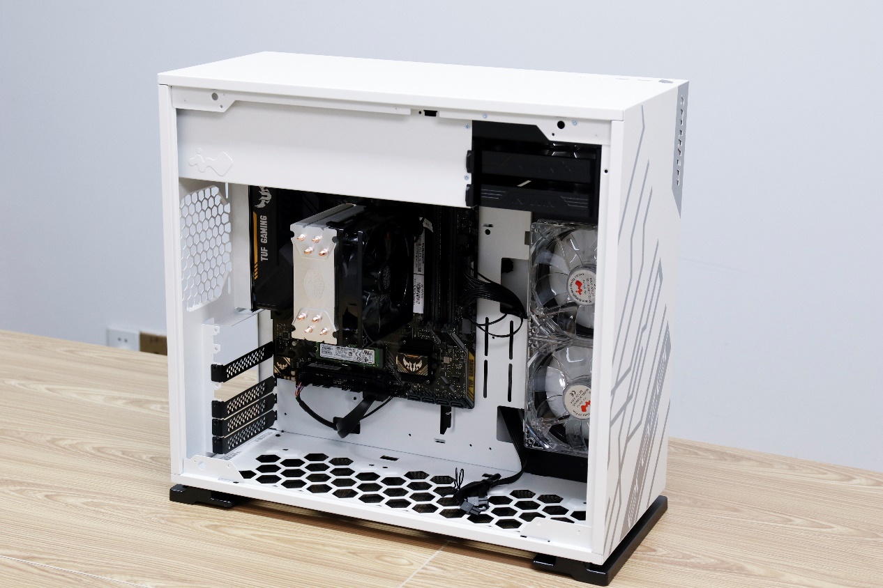 不被当前硬件束缚，异能者让你大学四年配置不落伍