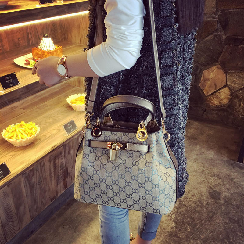 今年最新流行的三款包包,今年最流行哪几款包包