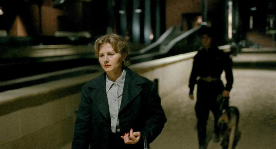 它是改变影史的神作，还是惨无人道的*行暴**？