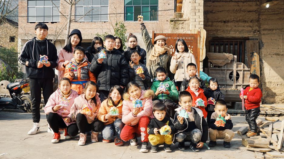 学生会的“璐瑶姐”、潜心公益的“爱心天使”、敢坐滑翔机的超飒女孩儿驾到