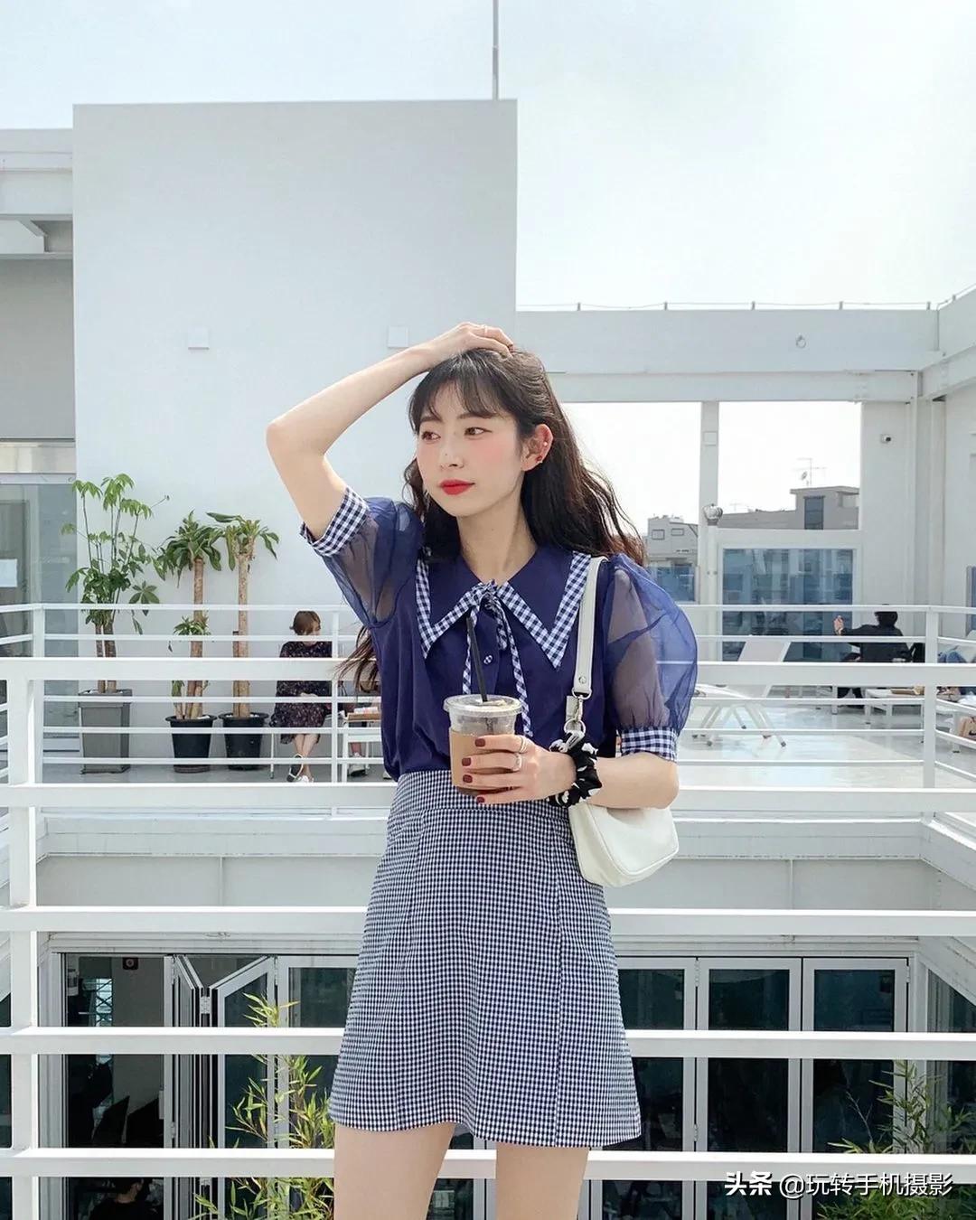 单手捂脸拍照姿势女生,女生自拍姿势单手