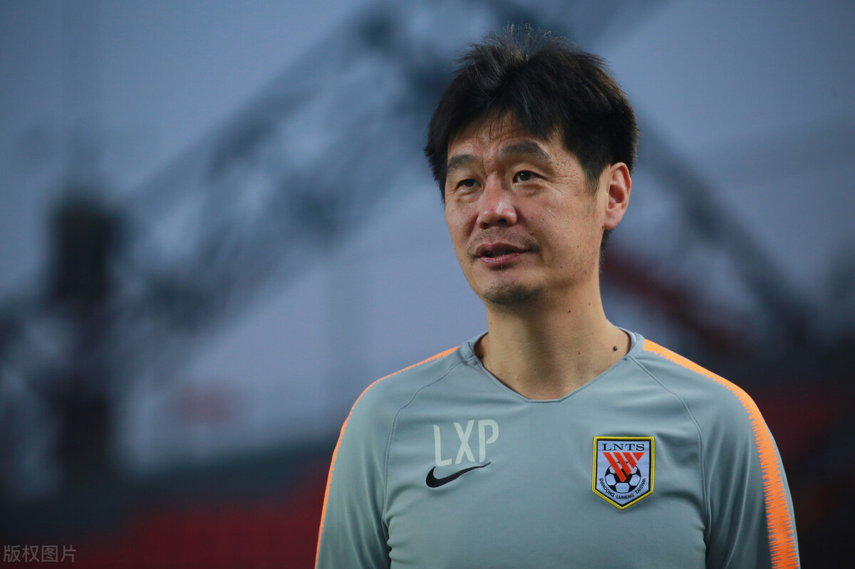 德转官宣4人加盟泰山队,德转泰山队