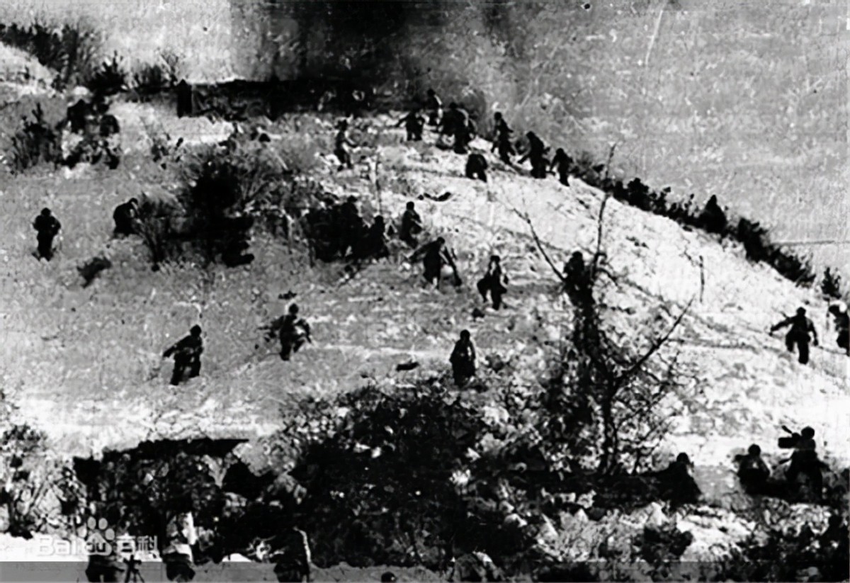 这个王牌军真野，援朝未带*器武**，师副政委率部“抢”驻地*火军**库