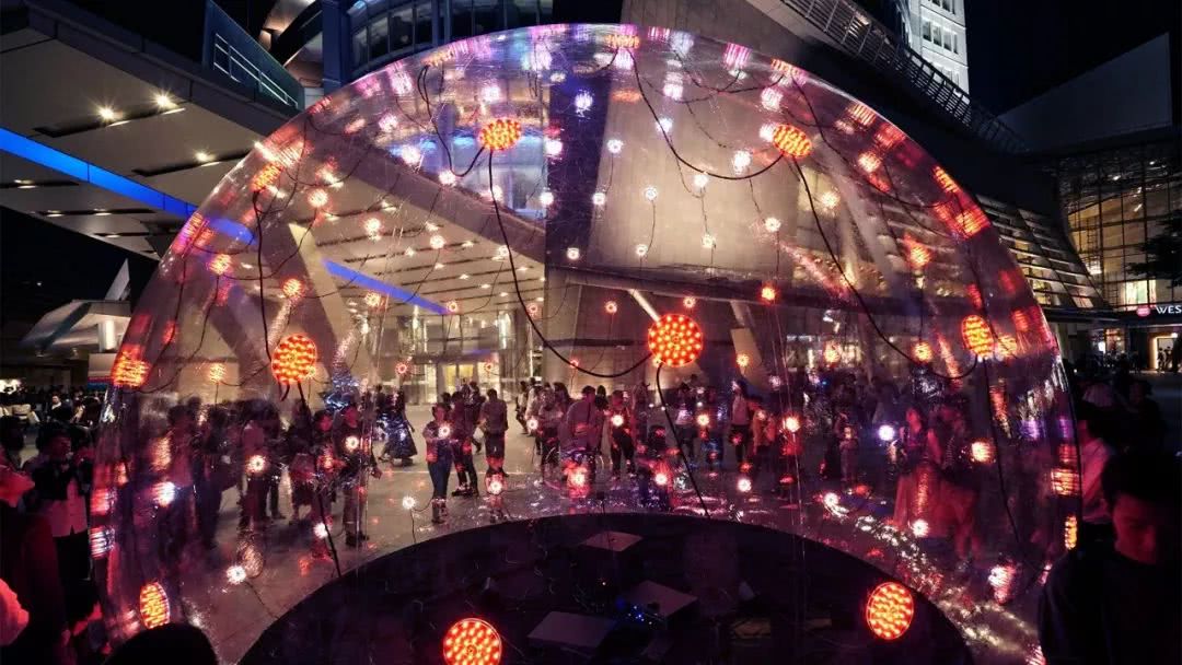 去香港看圣诞树攻略,香港中港城的圣诞树