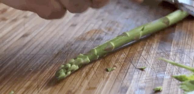 这才是芦笋最正确的做法营养健康,减肥食谱鸡肉卷芦笋