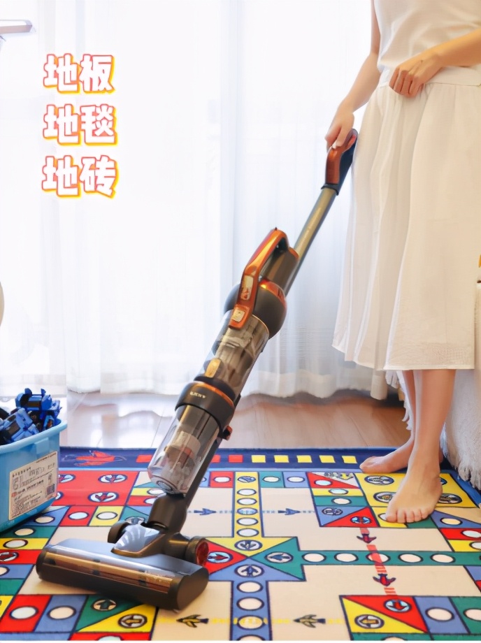 有娃的地方就有战场,莱克吸尘器清理床底