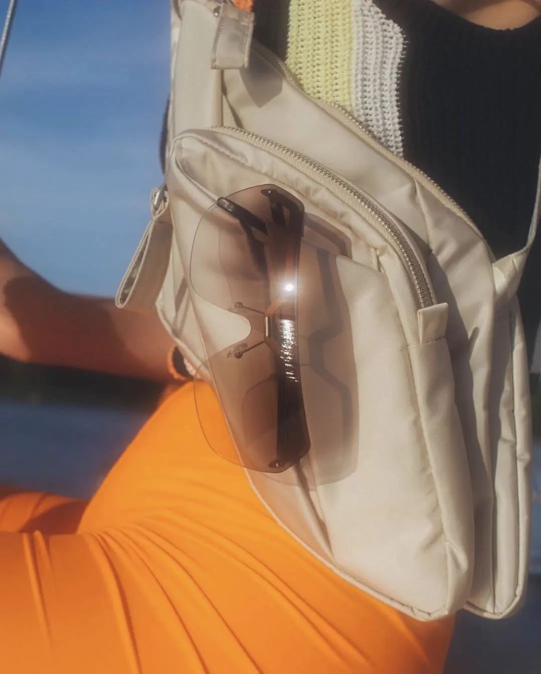 女士怎么挑选适合自己的墨镜,怎么选墨镜框适合脸型