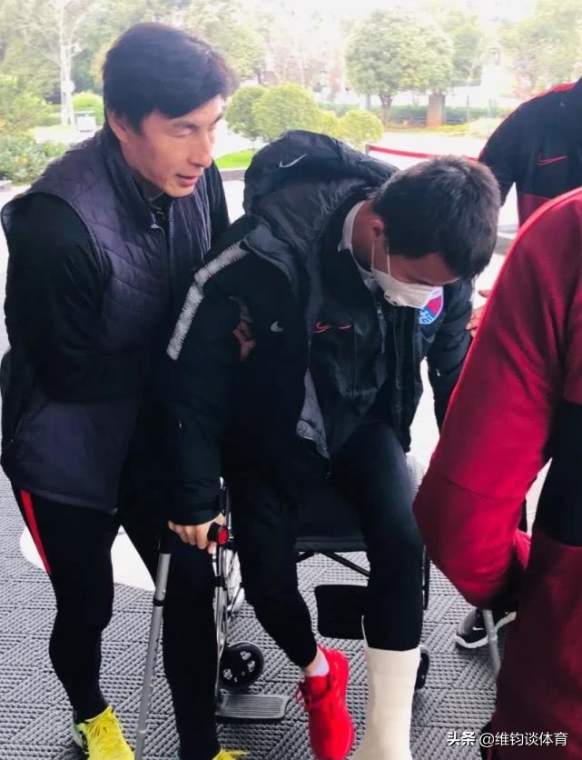 足球队员孙可现状,国脚孙可照片