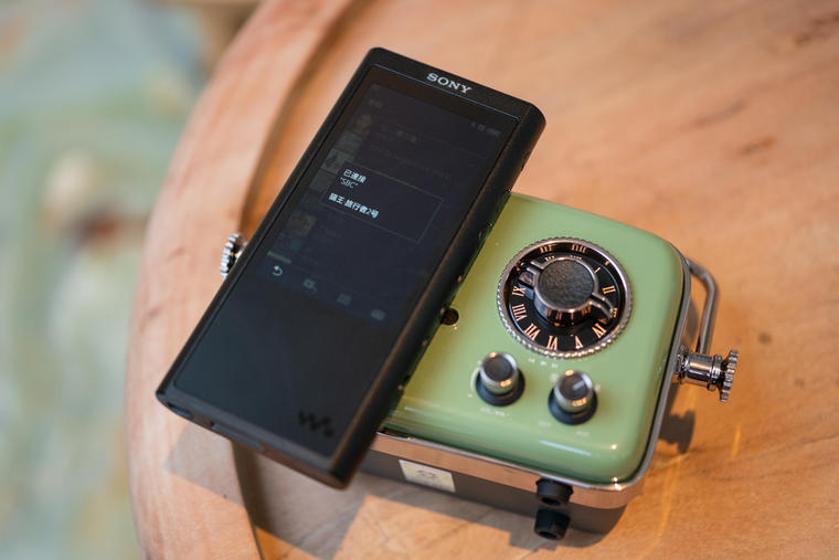 猫王旅行者2号蓝牙音箱怎么听歌,猫王旅行者2号收音机如何听广播