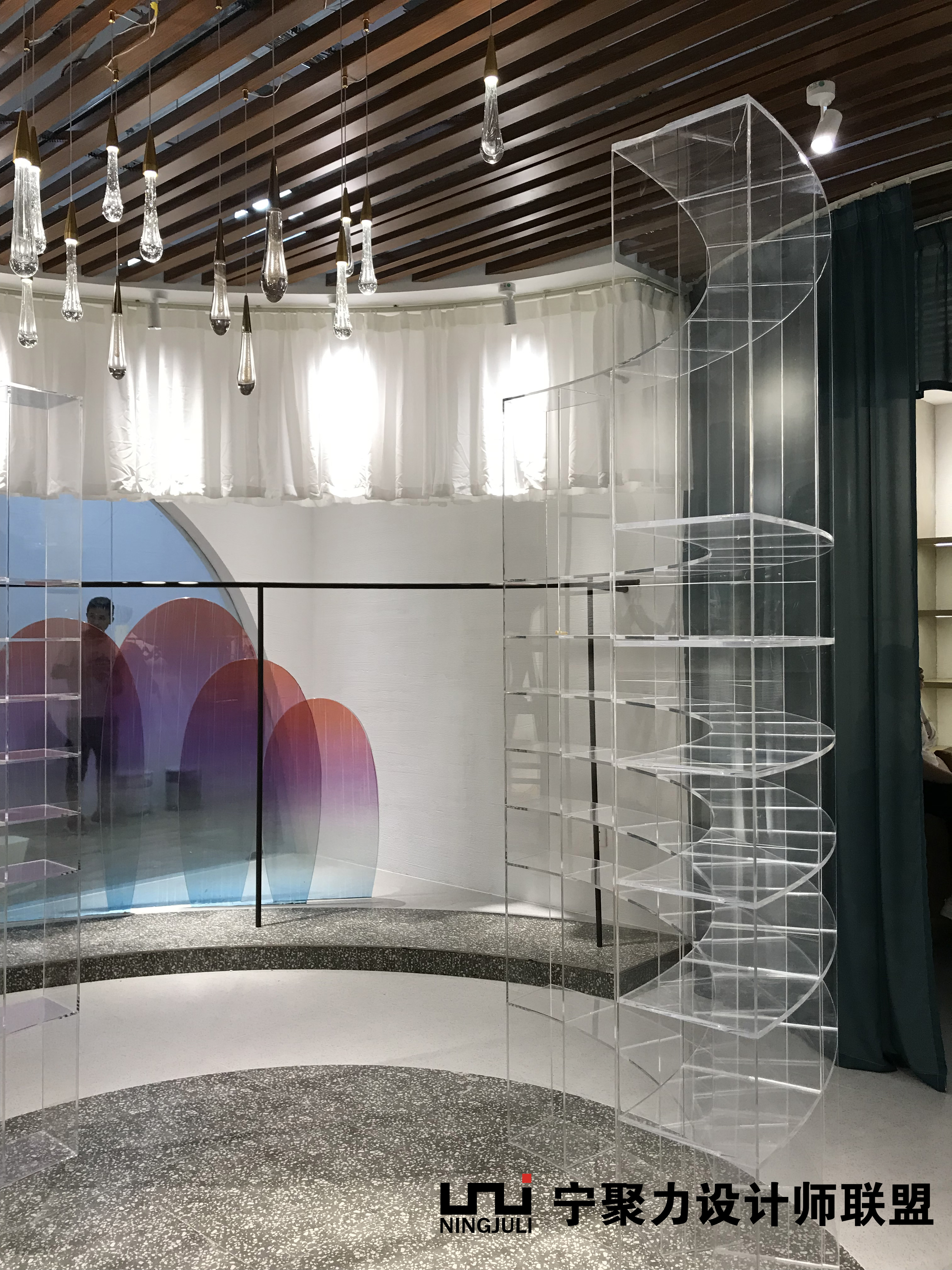 55平服装店铺装修设计图纸,15平米服装批发店装修图