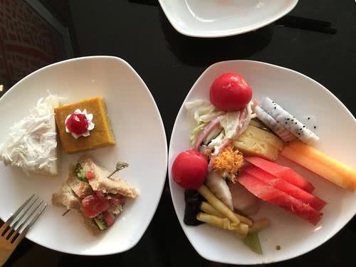 晚餐吃什么可以保证半夜不会饿,晚上8点饿了吃什么宵夜最合适