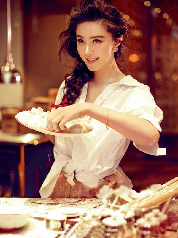 既是狐狸眼又是丹凤眼是什么眼,丹凤眼和狐狸眼和桃花眼什么样子