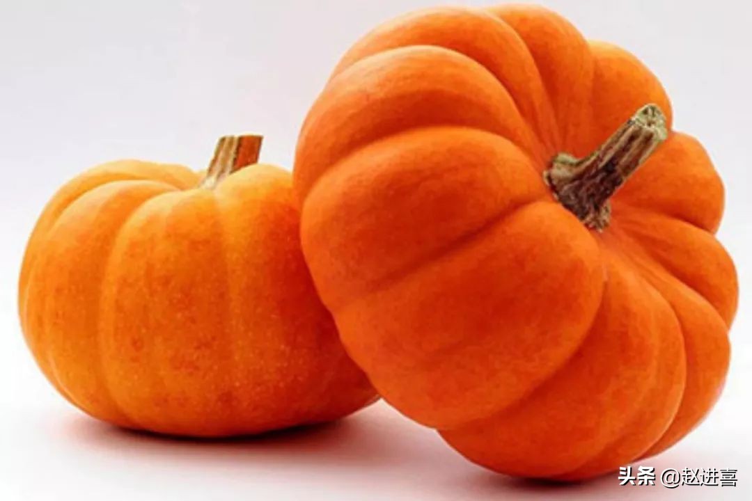 糖尿病人吃南瓜子是生吃还是熟吃,糖尿病人吃南瓜有什么好处和坏处