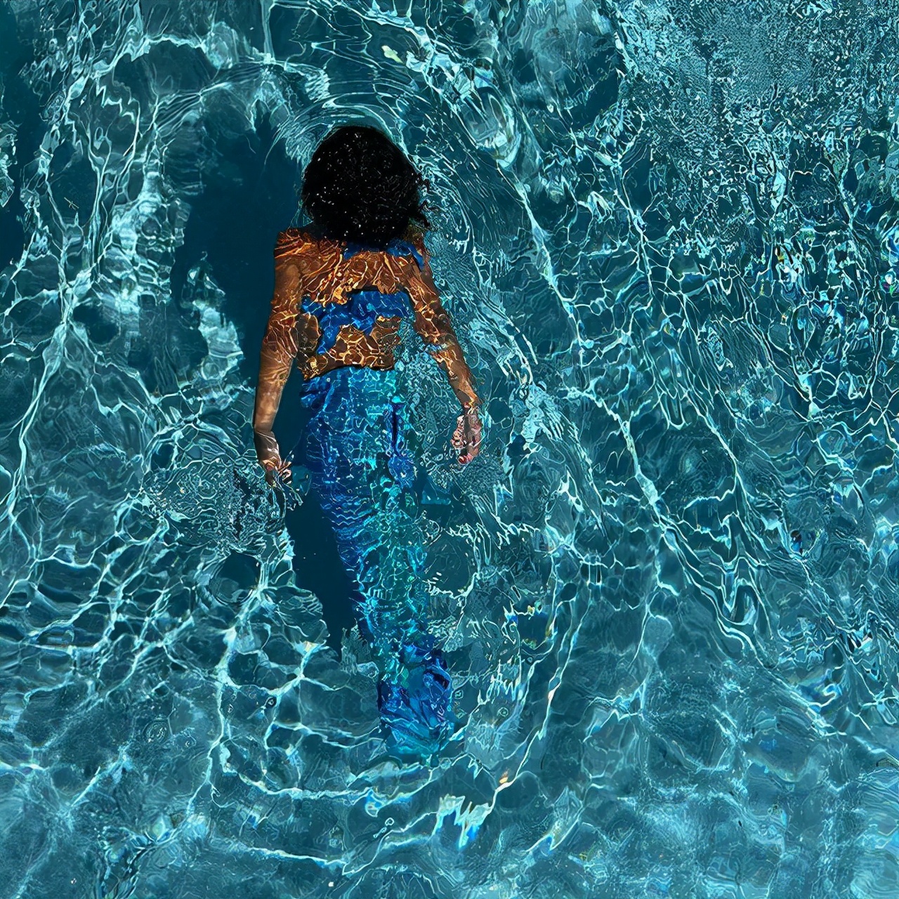 凯莉詹娜和stormi,凯莉詹娜女儿stormi演唱会