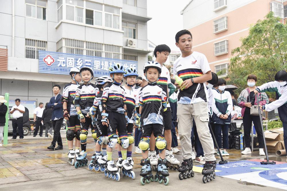 豪情冰雪活动,豪情飞扬溜冰场
