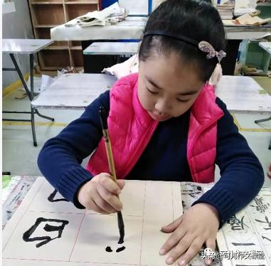 中考优秀作文春天来了,春天来了小学优秀作文