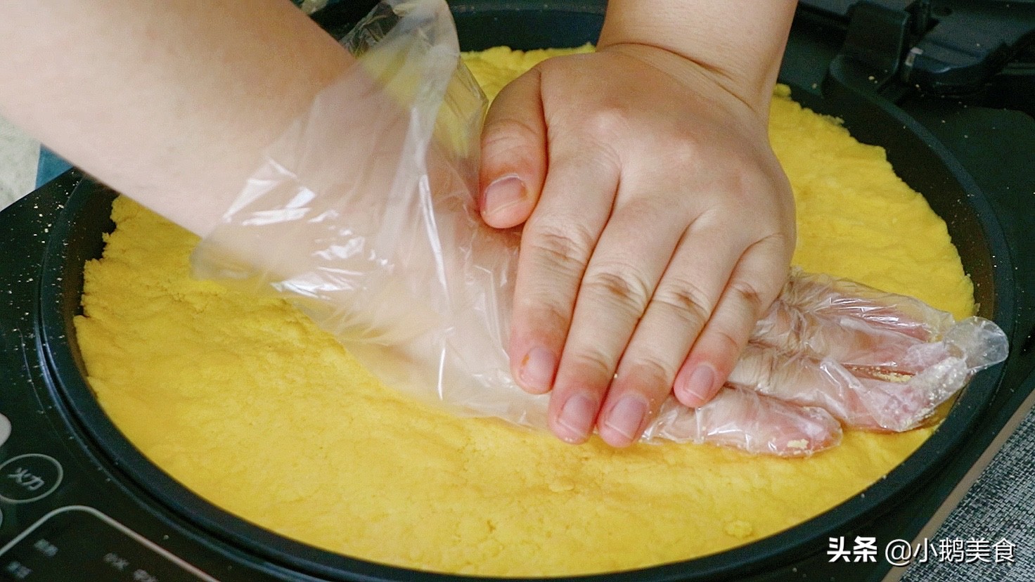 用玉米做披萨不用揉面,自制披萨不用高筋面粉