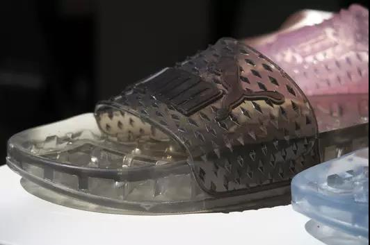 外国人的时尚之路 (外国人那些匪夷所思的时尚)