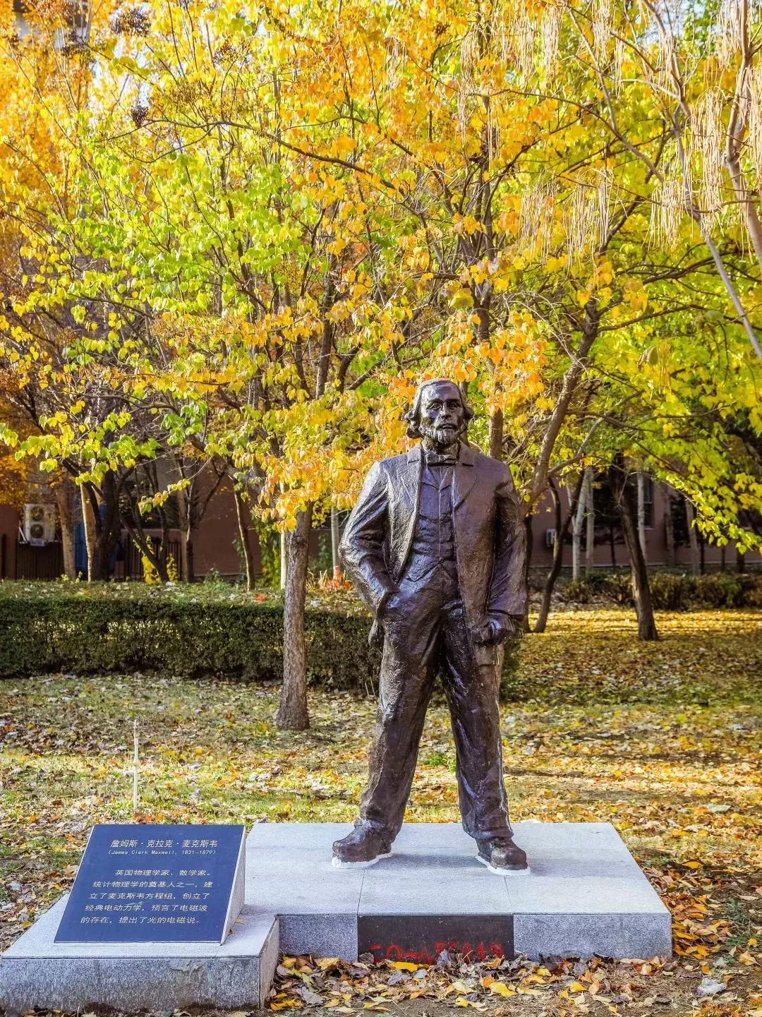 暑假去哪里玩没那么多人,暑假去哪里玩的人最多