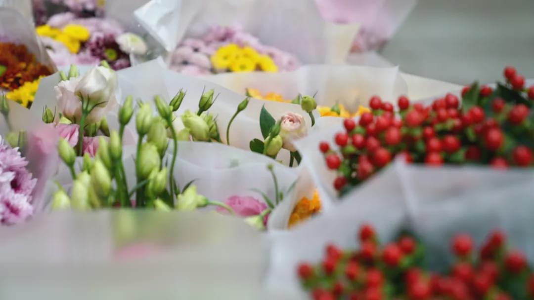 乌鲁木齐花市在哪里光明路附近,乌鲁木齐的花市在哪里