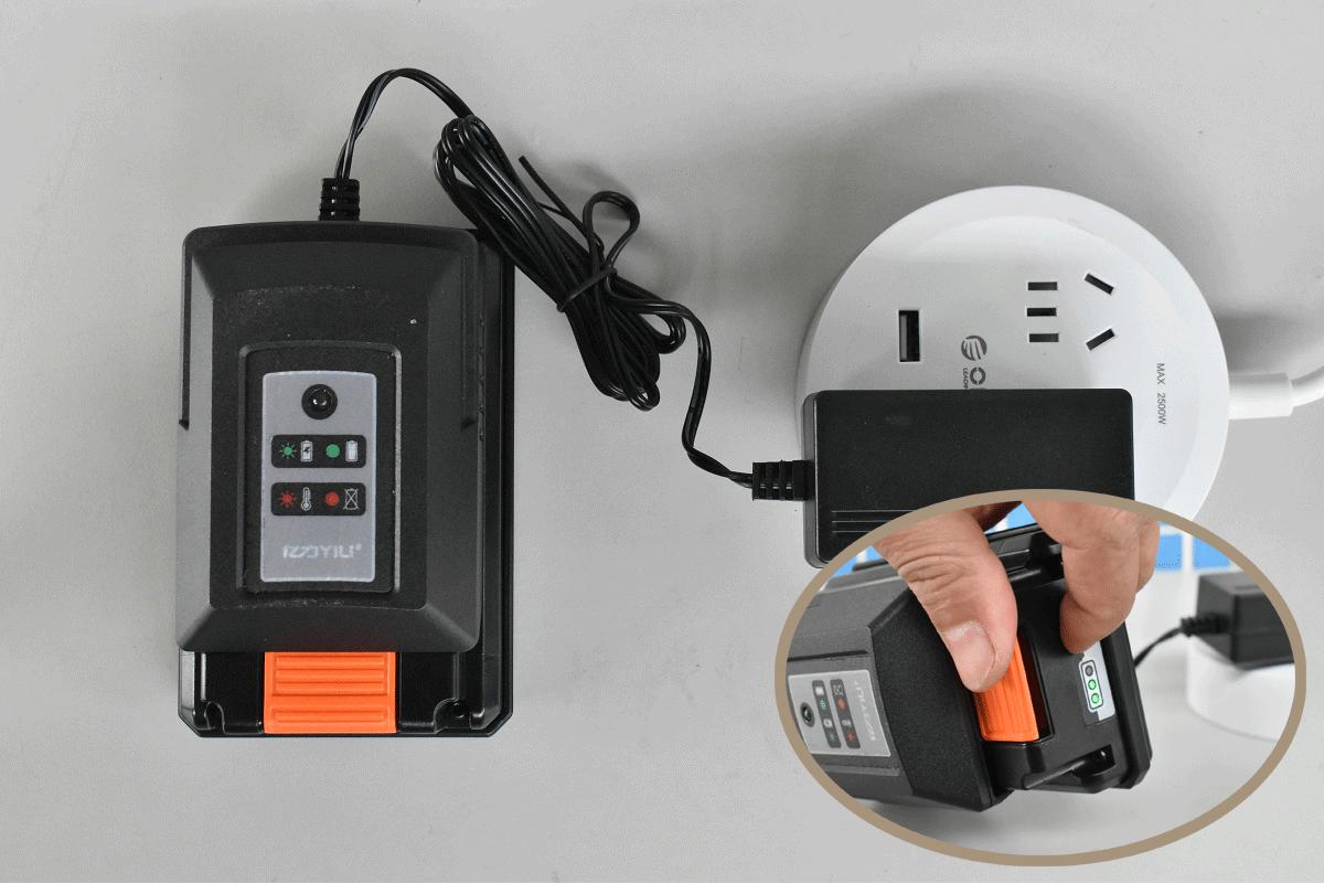 省电家用亿力锂电洗车机,亿力洗车专用水枪电池